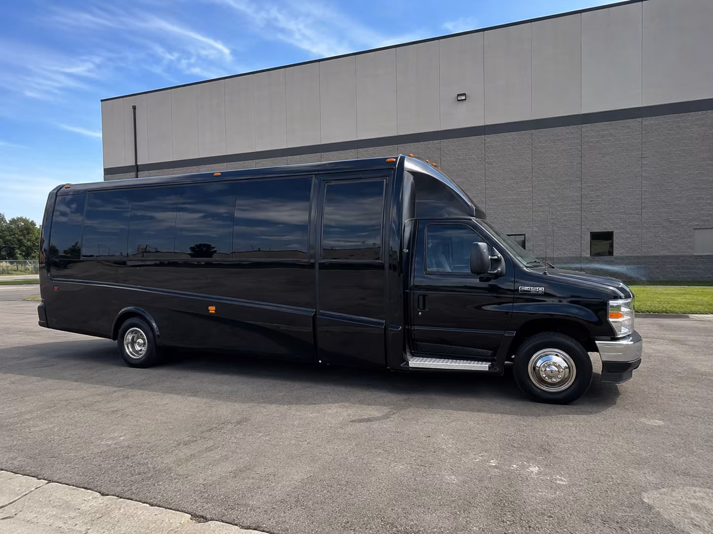 convention and conference shuttle buses for carson city and the tahoe reno corridor