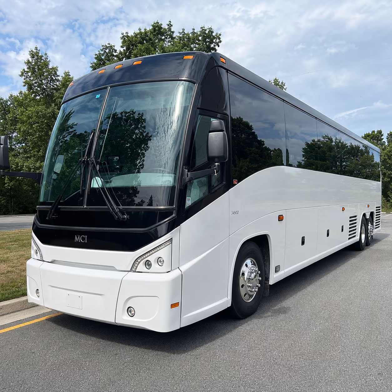 employee bus rentals for warehouse and distribution center groups near carson city
