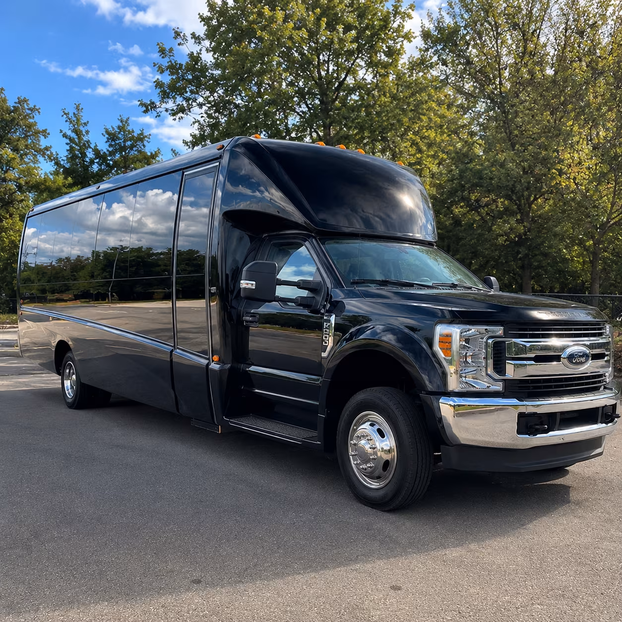 minibus rentals for small group wine tours around carson city and the carson valley